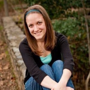Amanda headshot.